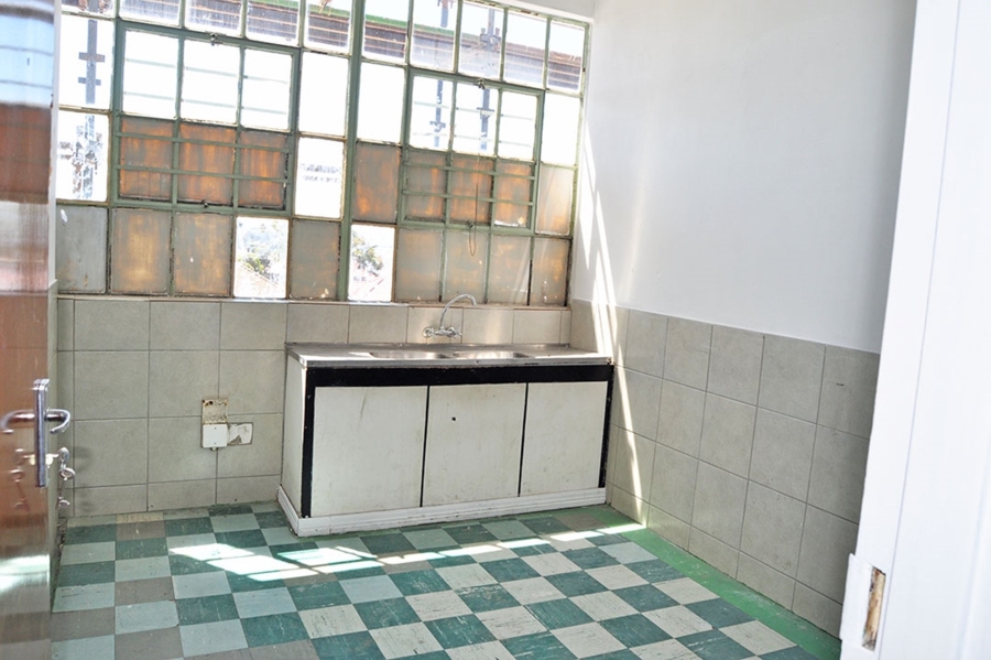 To Let commercial Property for Rent in Maitland Western Cape